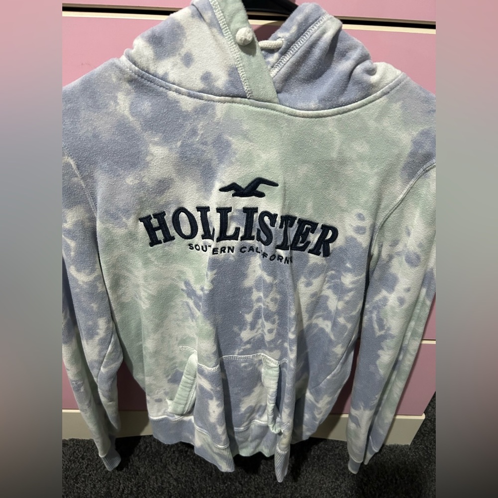 Hollister green/blue tie dye hoodie